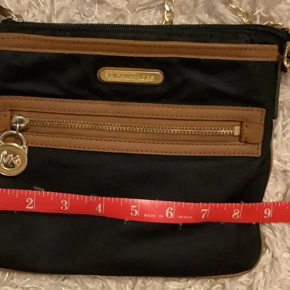 EUC Michael Kors Nylon Crossbody - Picture 13 of 13